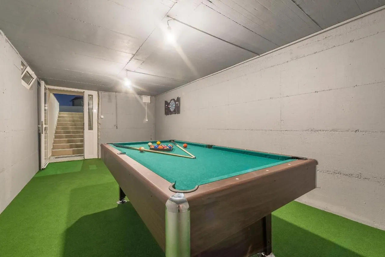 Villa Tara Zadarvillas Tinj