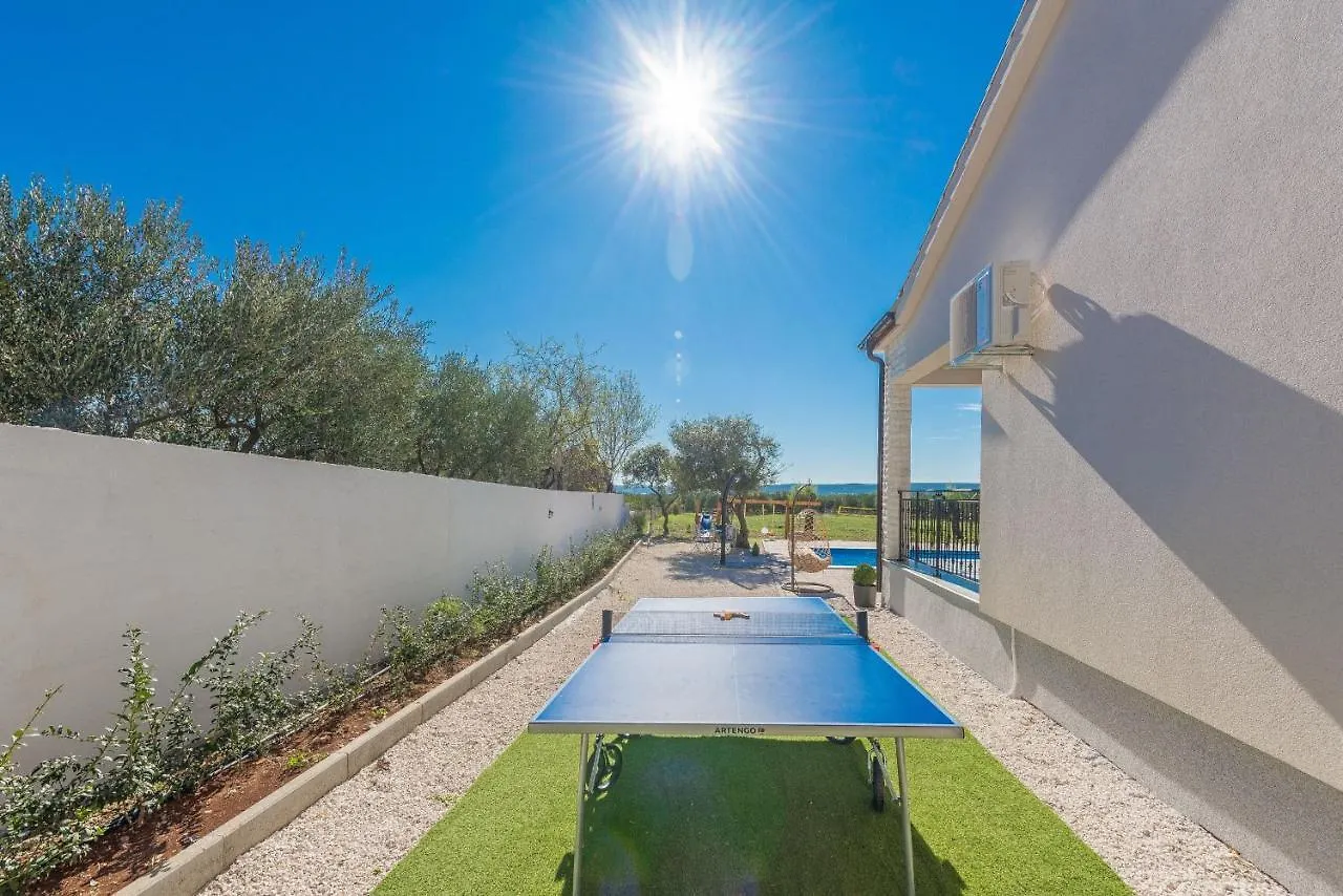 Villa Tara Zadarvillas Tinj