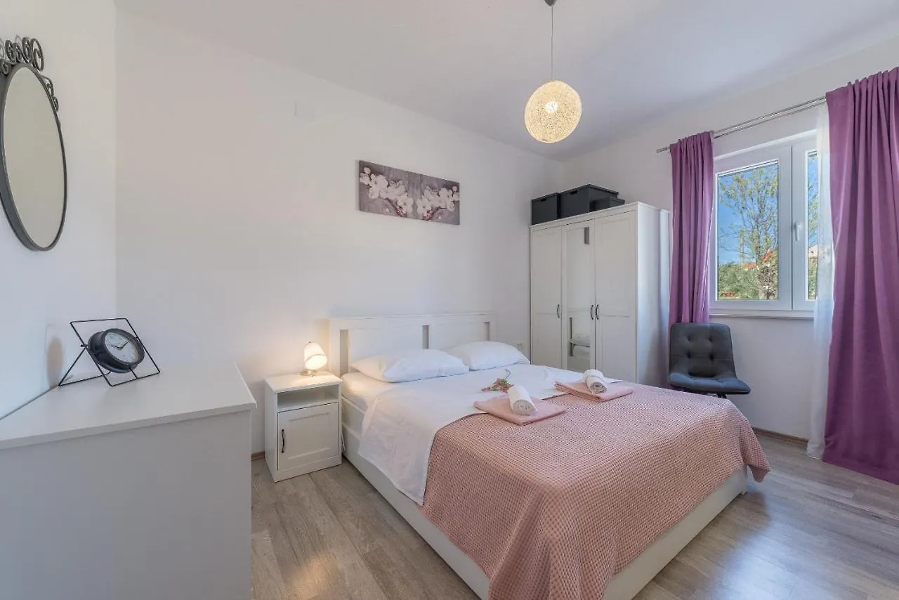 Villa Tara Zadarvillas Tinj