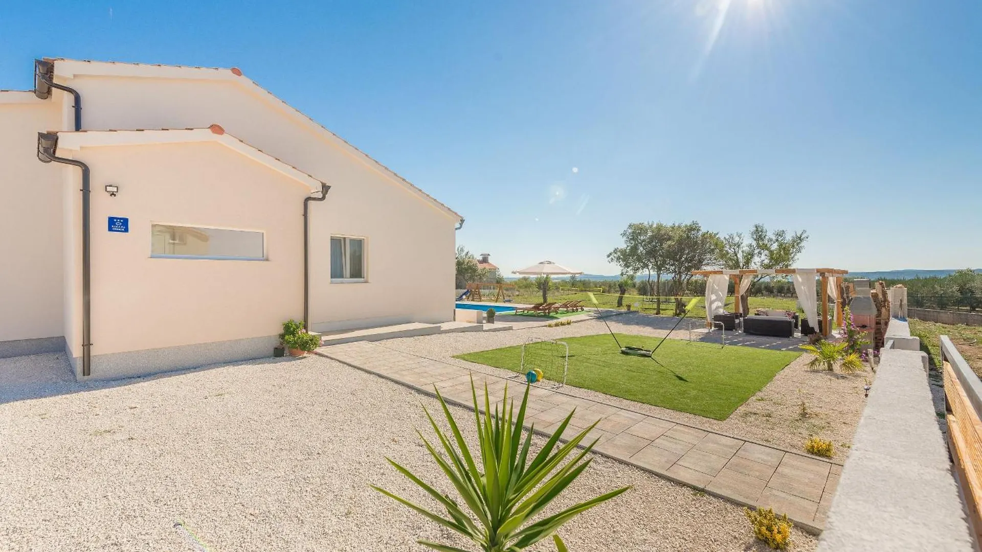 Villa Tara Zadarvillas Tinj