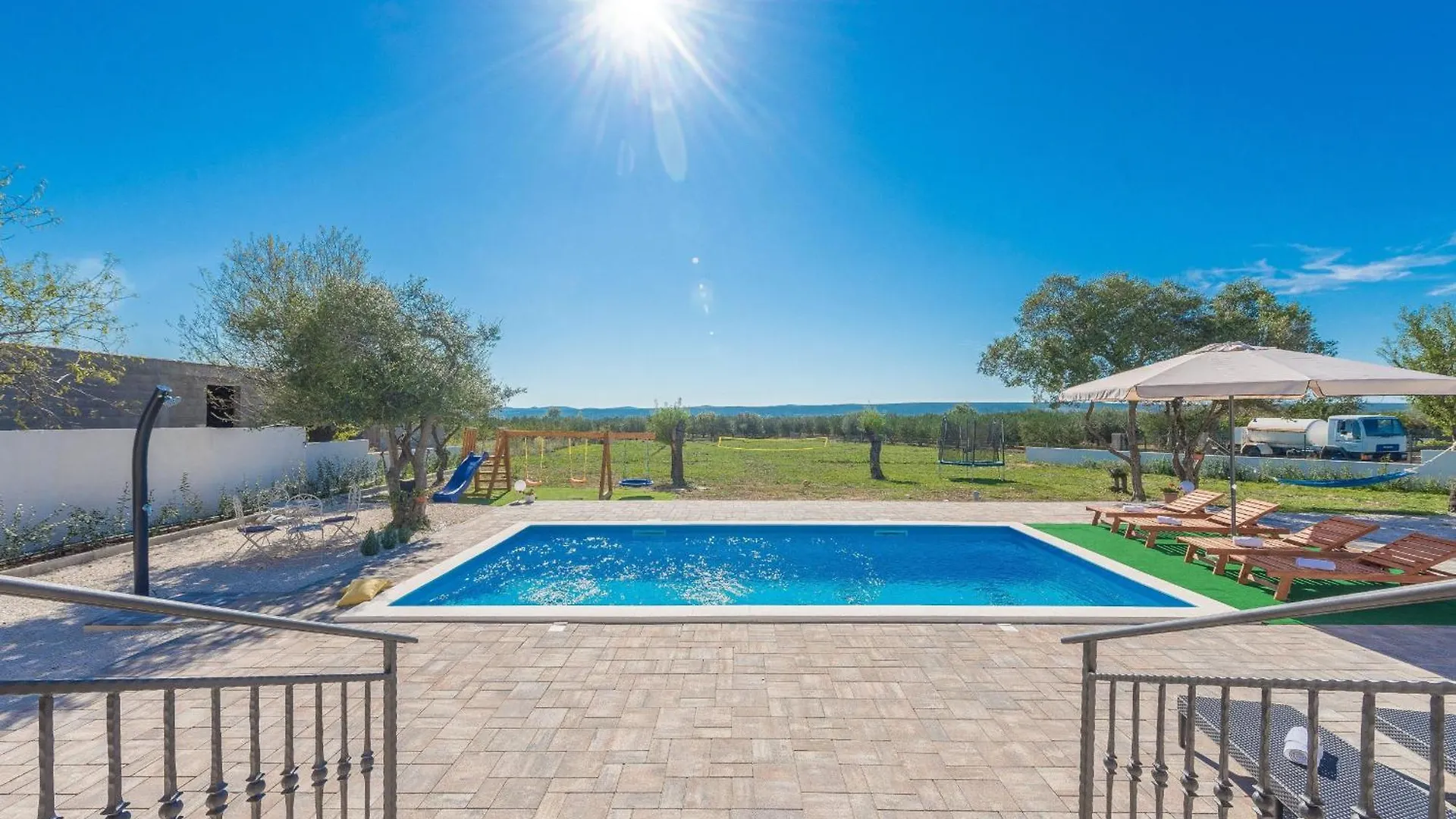 Villa Tara Zadarvillas Tinj